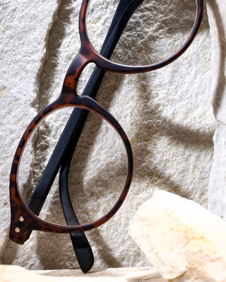 Nahaufnahme einer optischen Brille