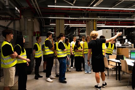 Führung im uvex Logistikzentrum Rednitzhembach