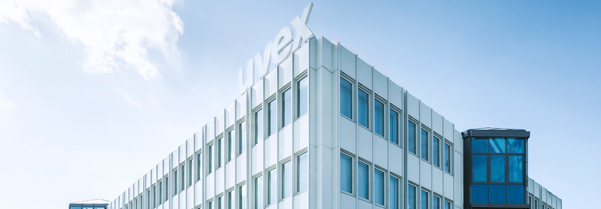 Gebäudefassade des uvex group Headquarters