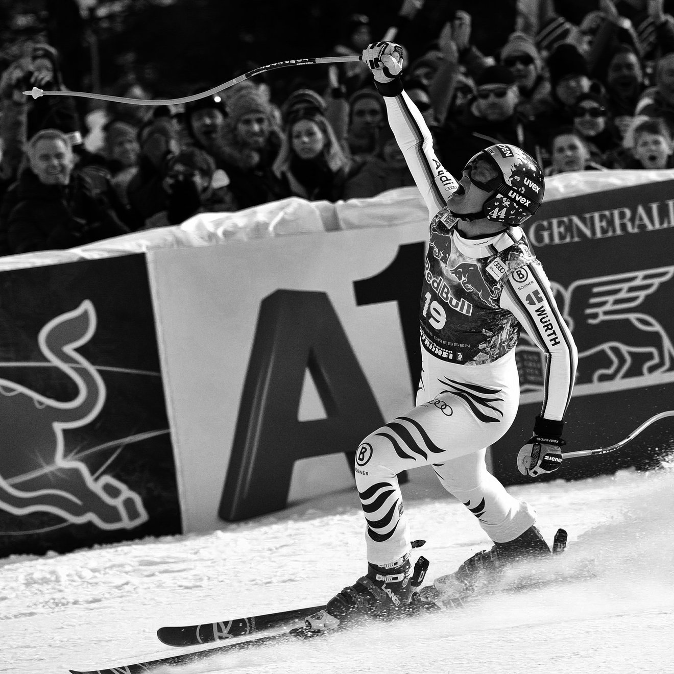 uvex sports_Skirennfahrer